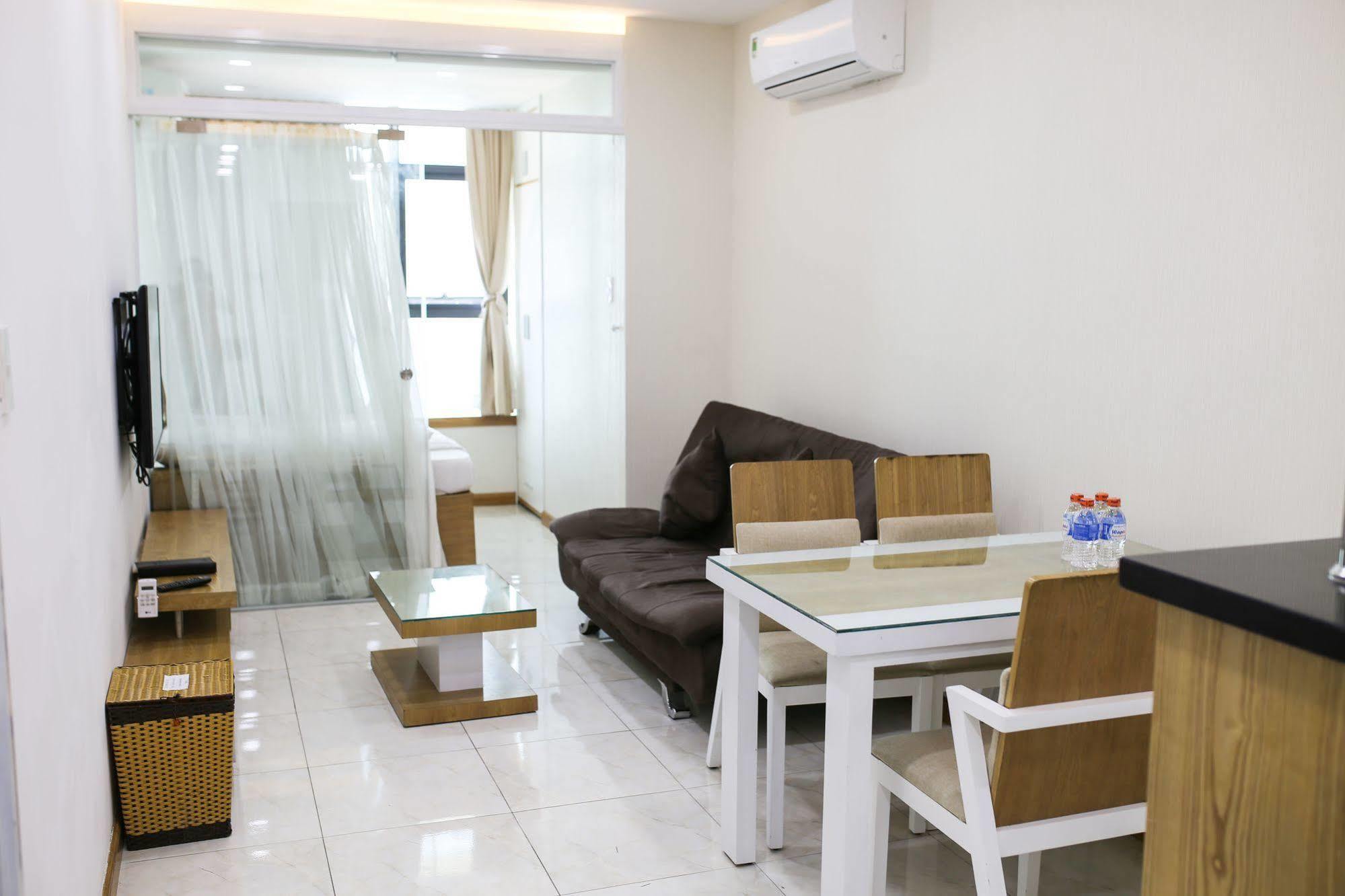โกลด์ โอเชียน อพาร์ตเมนต์ ญาจัง Hotel ญาจาง ภายนอก รูปภาพ
